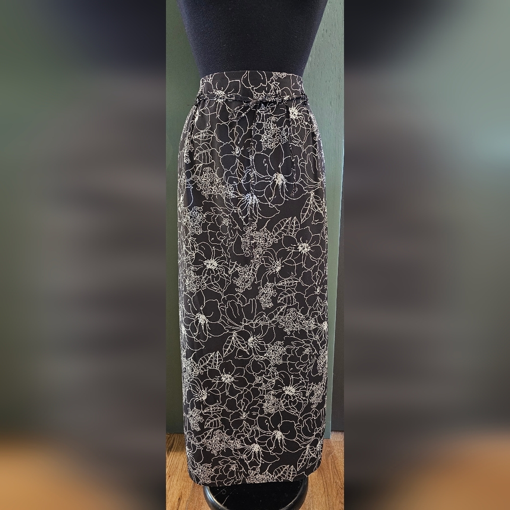 East West Long Skirt